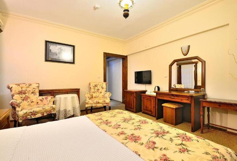 Quarto Estandar, Baglar Saray