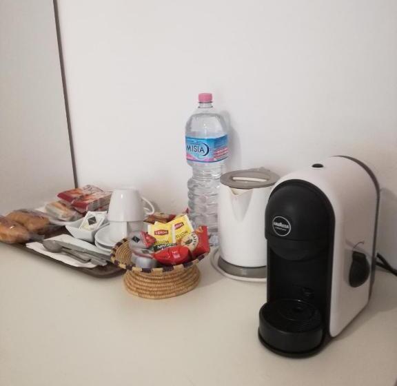 Quarto Basic Banheiro Compartilhado, Testa Gioacchino B&b