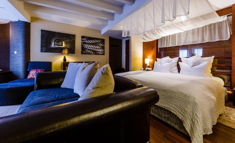 Estudio Estándar, Grand Hotel Boutique