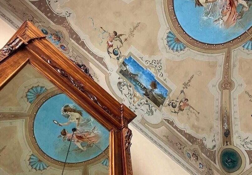 سوییت اجرایی, Palazzo Il Cavaliere B&b De Charme
