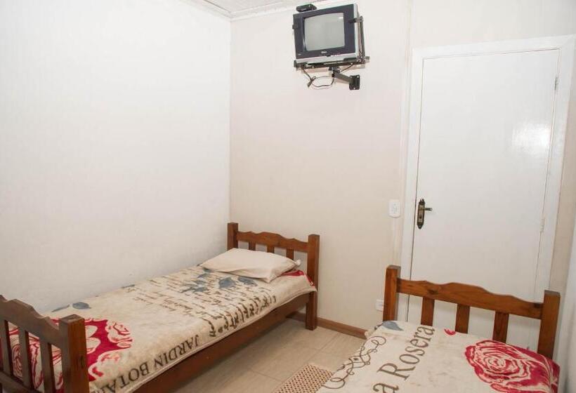 Quarto Deluxe, Pousada Fm Premium   Vila Capivari