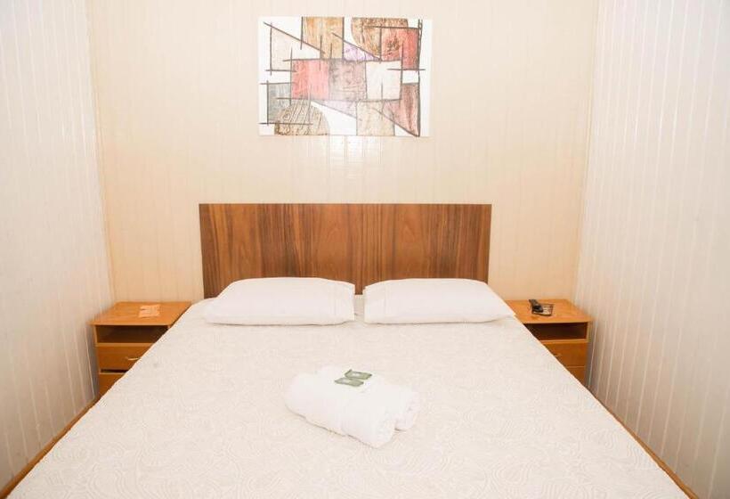 Quarto Estandar, Pousada Fm Premium   Vila Capivari
