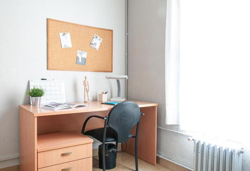 이코노미 룸, Residencia Universitaria Sant Jordi