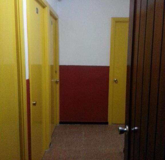 スタンダードトリプルルーム, Hostal Casa De Huéspedes San Fernando   Adults Only
