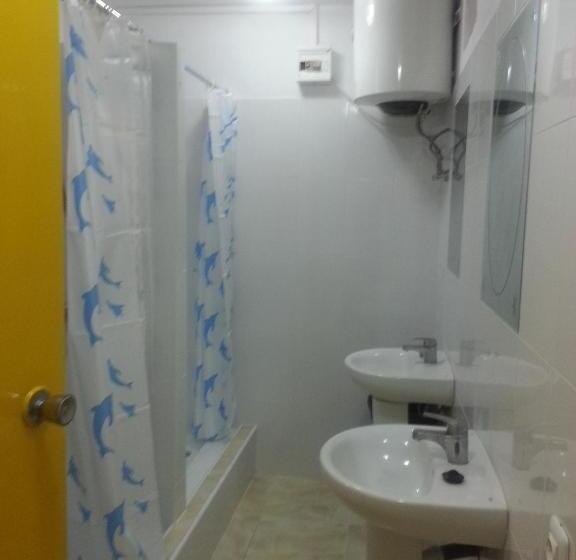 スタンダードトリプルルーム, Hostal Casa De Huéspedes San Fernando   Adults Only