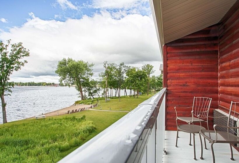 Номер Стандарт 2 Двуспальные Кровати, Best Western Premier The Lodge On Lake Detroit