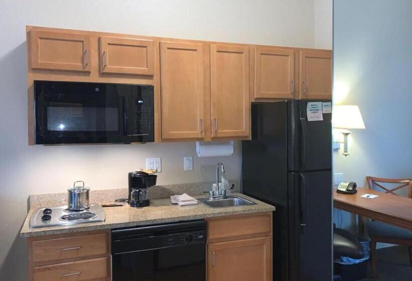 스탠다드 스튜디오, Candlewood Suites Craig Northwest, An Ihg