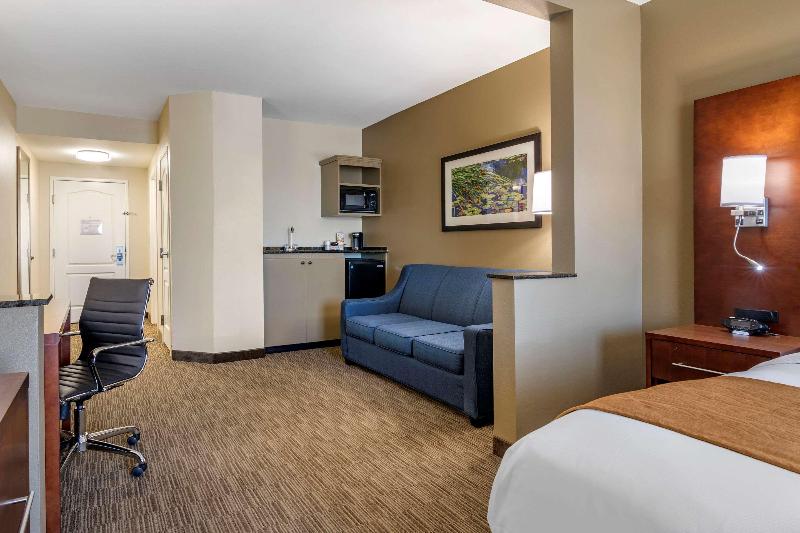 Люкс Кровать Кинг, Comfort Inn & Suites