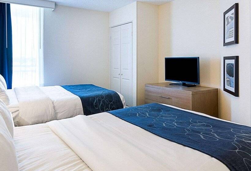 سوییت, Comfort Suites Beachfront