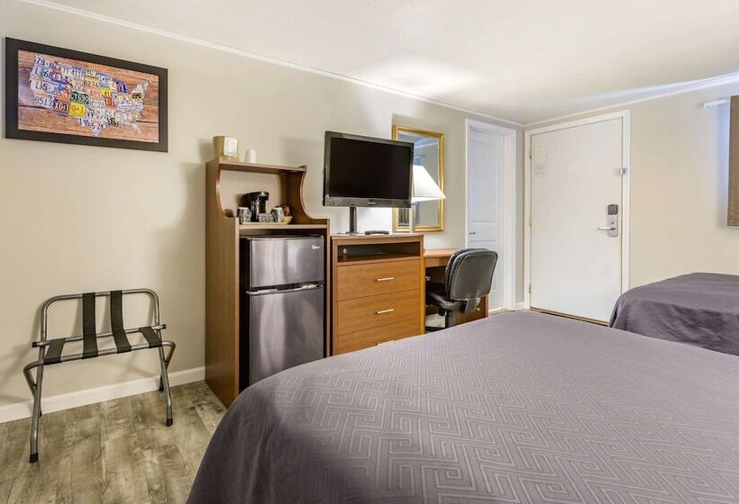 Номер Стандарт 2 Двуспальные Кровати, Econo Lodge Bellefonte I99