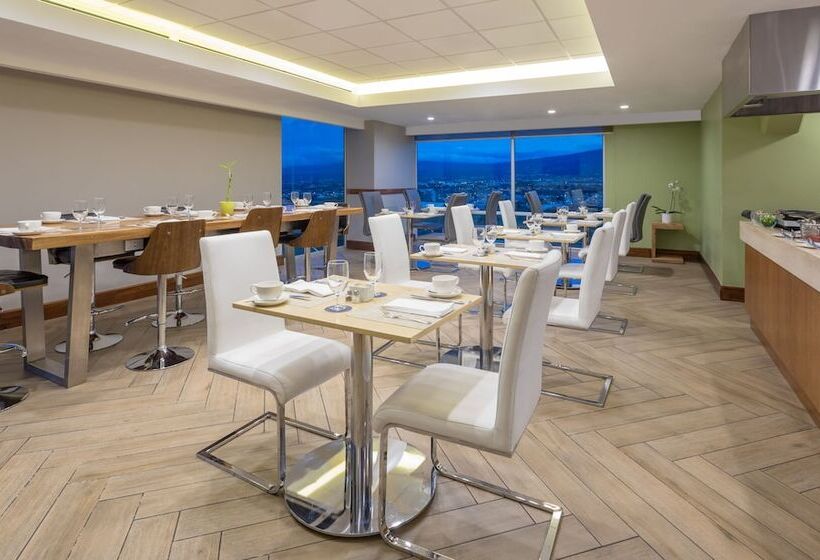 Номер Клуб, Sheraton San Jose Hotel, Costa Rica