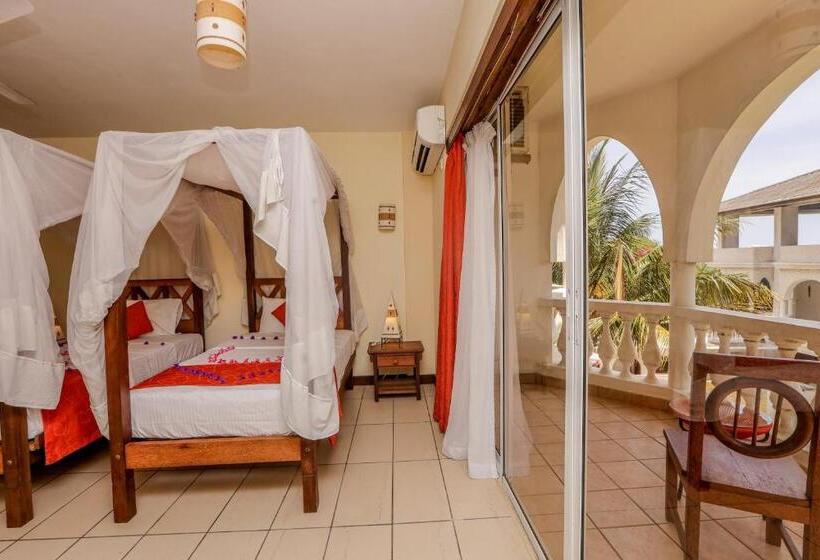 اتاق استاندارد با چشم‌انداز باغ, Cityblue Creekside Hotel & Suites