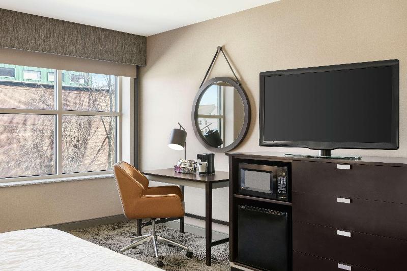 Номер Стандарт Адаптированный для Инвалидов, Hampton Inn Portland Downtownwaterfront