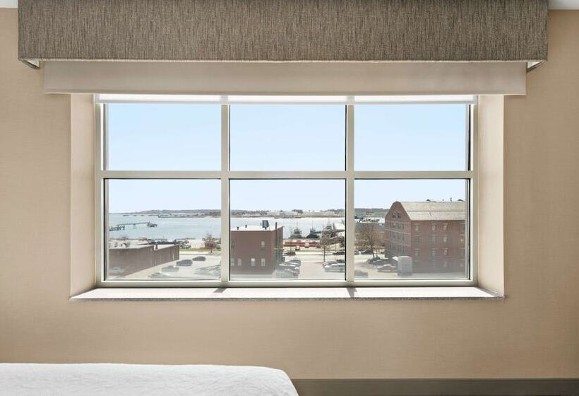 Студия Стандарт Двуспальная Кровать, Hampton Inn Portland Downtownwaterfront