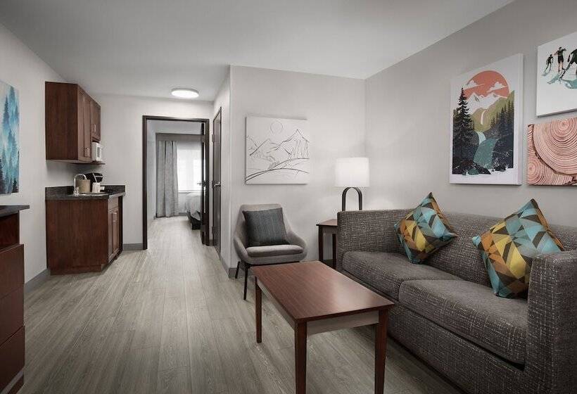 발코니가 있는 스위트, Holiday Inn & Suites Durango Downtown, An Ihg