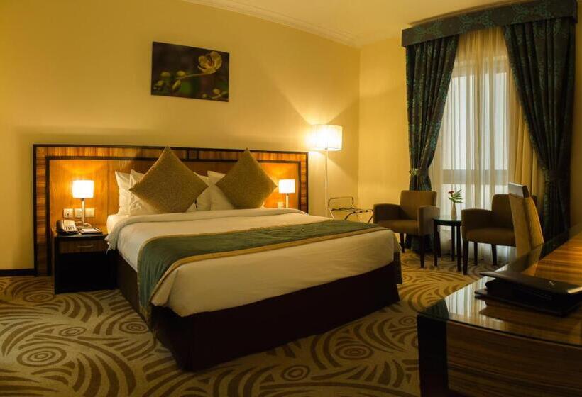 Апартаменты 1 Спальня, Al Majaz Premiere Hotel Apartments