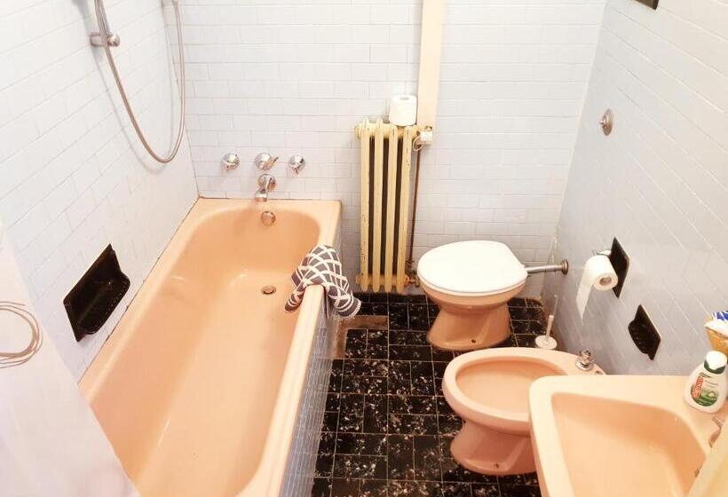 Четырехместный Номер Стандарт, Albergo Trieste