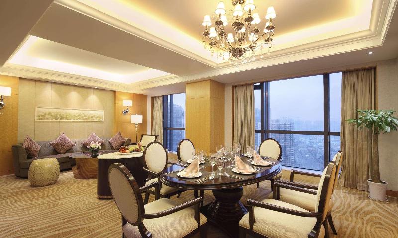 سوییت, Doubletree By Hilton Hotel Wuhu