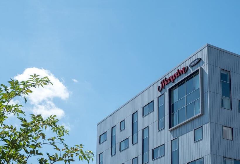 Номер Стандарт, Hampton By Hilton London Gatwick Airport