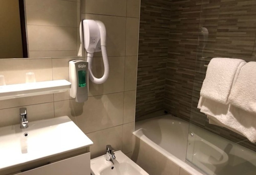 Номер Стандарт Трехместный, Hôtel Saint Georges
