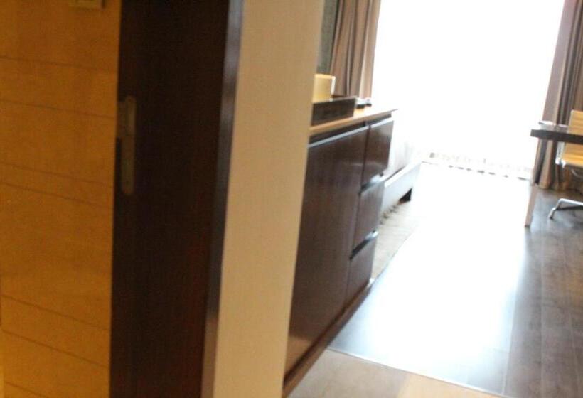 Club Room King Bed, Hyatt Ahmedabad