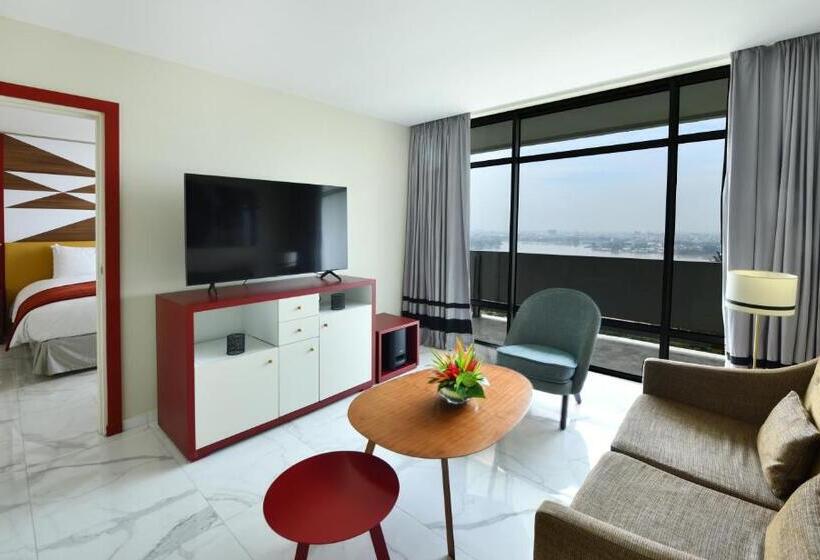 سوییت پرستیژ, Sofitel Abidjan Hotel Ivoire