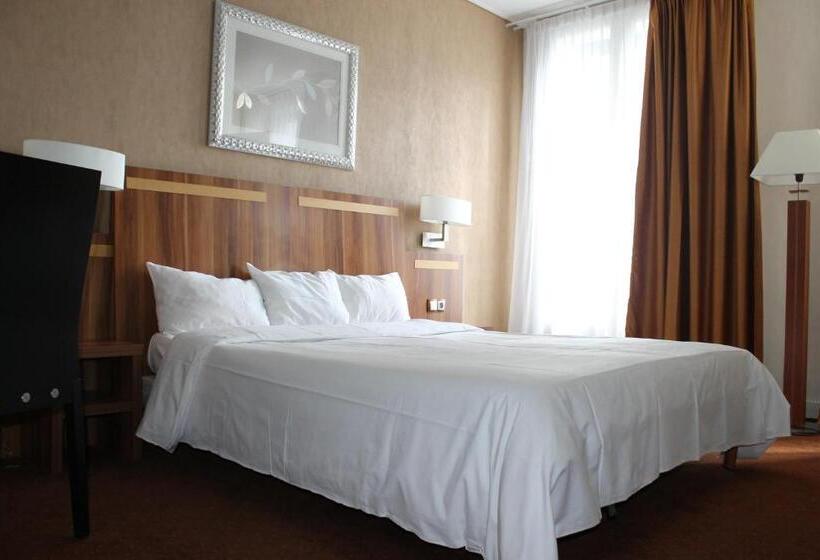Номер Комфорт, The Originals Du Grand Monarque Nantes Gare