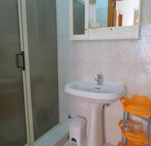 Номер Стандарт Трехместный, Residence Villa Ascoli