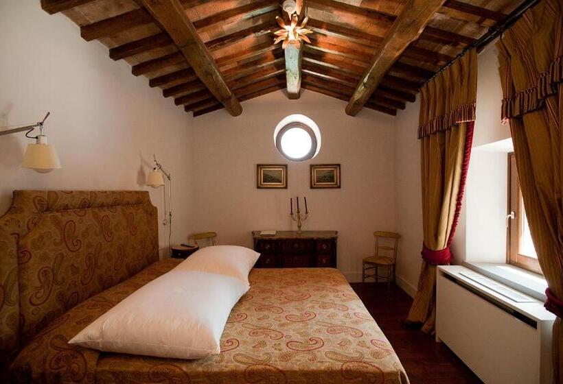 سوئیت رویال, Tenuta Ponziani   Griffin S Resort