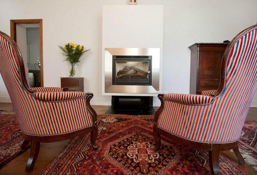 سوئیت رویال, Tenuta Ponziani   Griffin S Resort