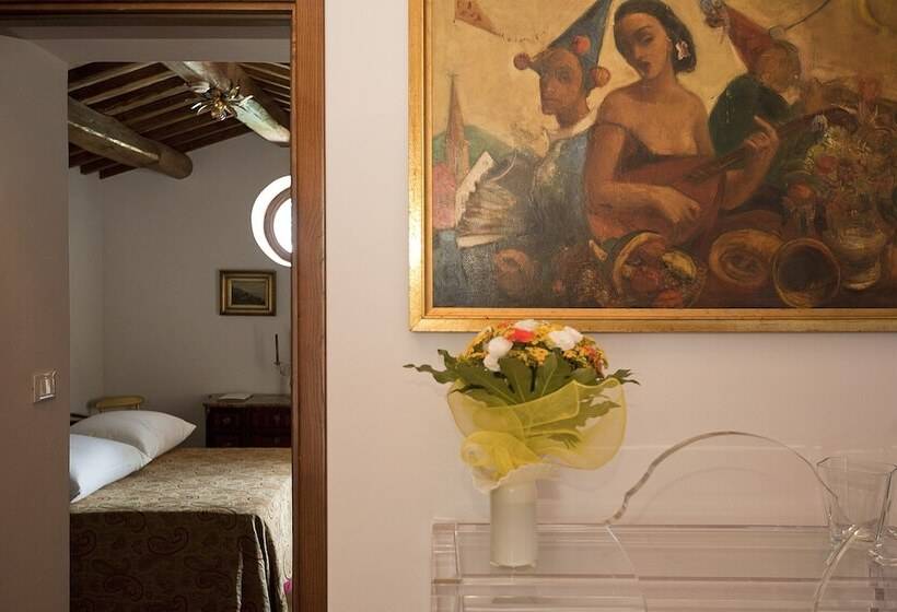 سوئیت رویال, Tenuta Ponziani   Griffin S Resort