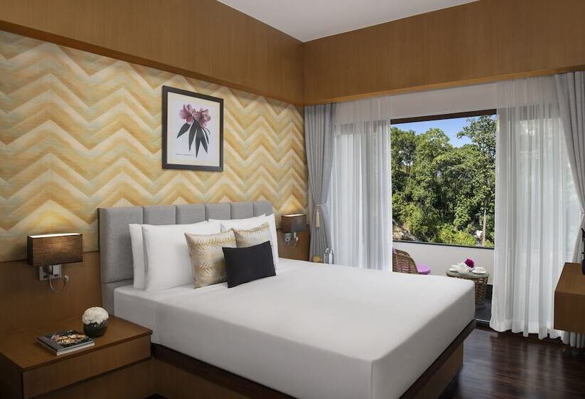 Premium Room Pool View, Vivanta Sikkim Pakyong