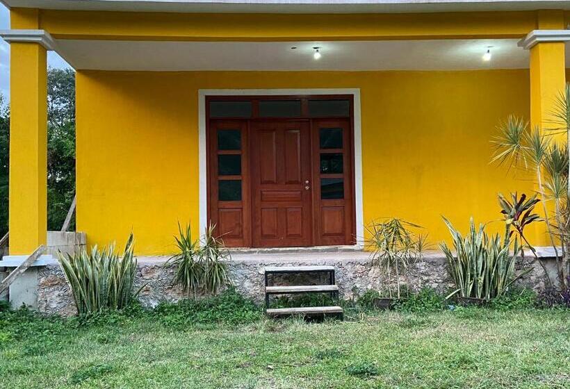 اتاق لوکس, Casa Coronado Izamal