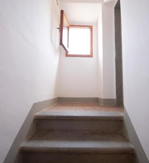 Апартаменты 3 Спальни, Agriturismo Poggio Nardini