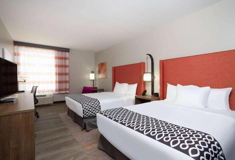 Номер Стандарт Адаптированный для Инвалидов, La Quinta Inn & Suites By Wyndham Pflugerville