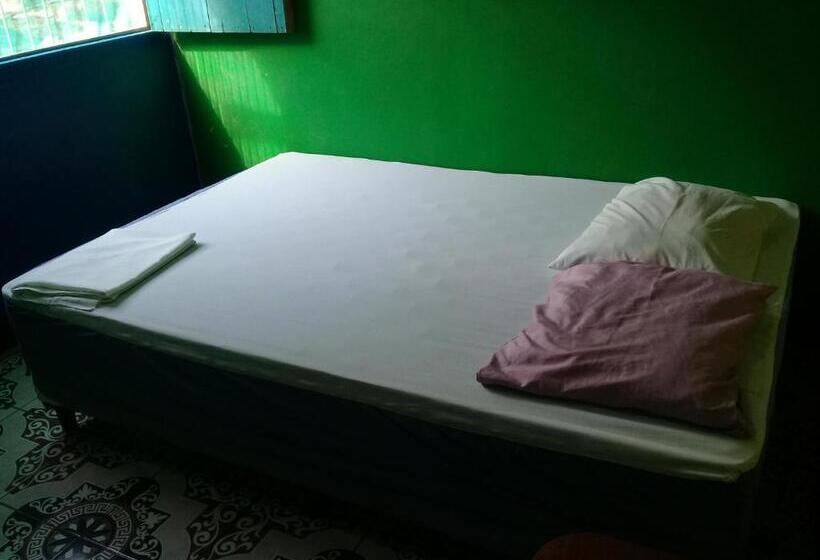 اتاق استاندارد, Hostal Maria