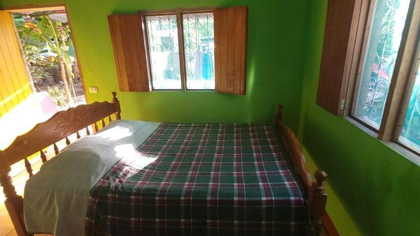 اتاق استاندارد چهار تخته, Hostal Maria