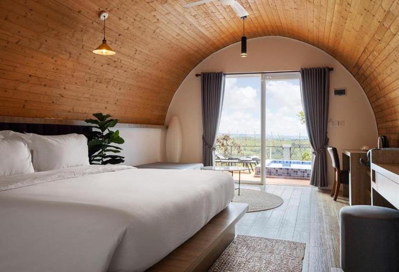 سوئیت جونیور با استخر, Pidoma Resort