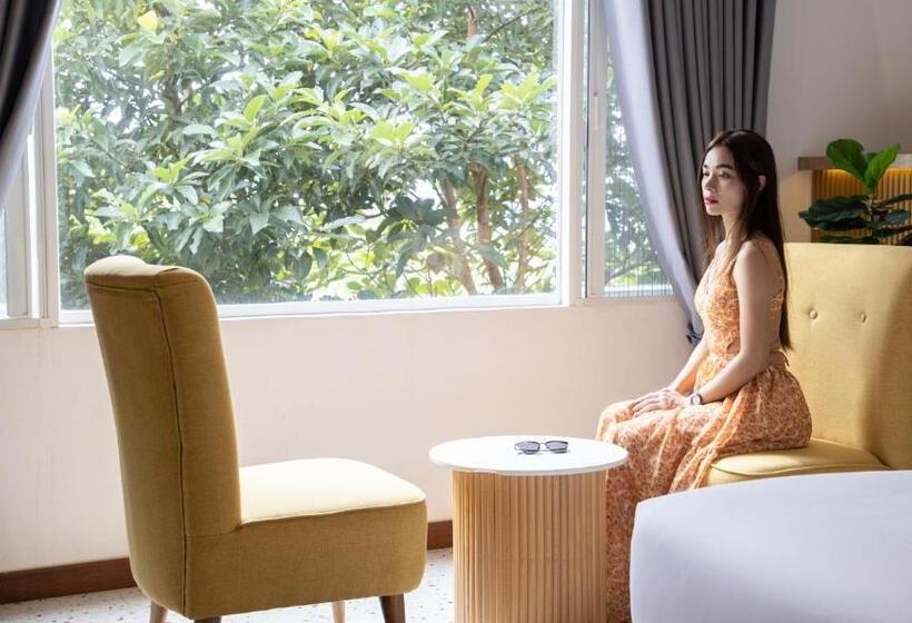 اتاق استاندارد سه نفره, Pidoma Resort