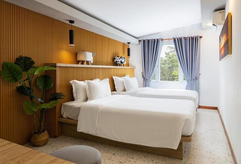 اتاق استاندارد سه نفره, Pidoma Resort