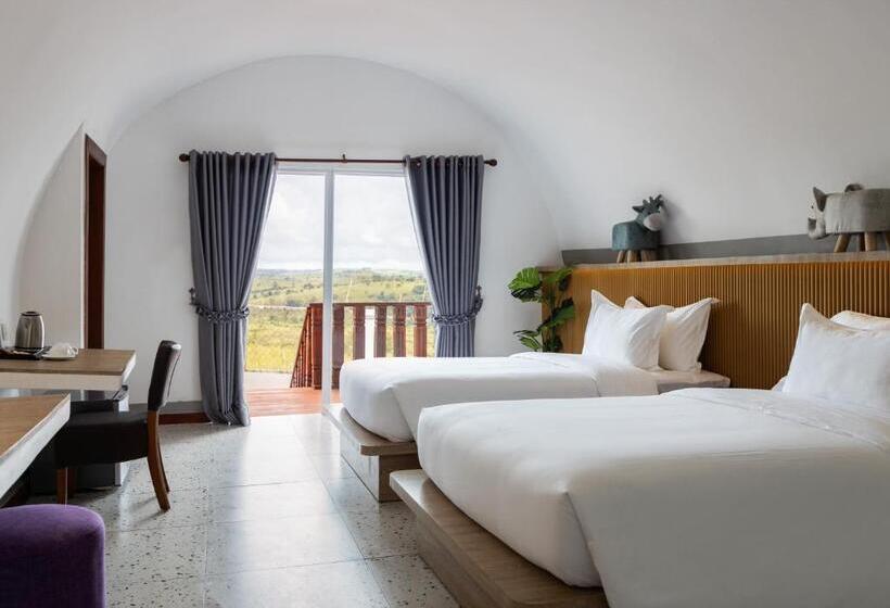 اتاق استاندارد سه نفره, Pidoma Resort