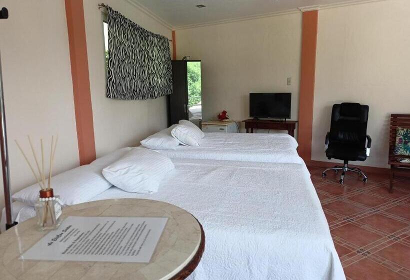 اتاق لوکس خانوادگی, Elicon Suites