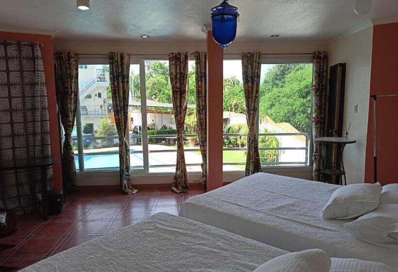 اتاق لوکس خانوادگی, Elicon Suites