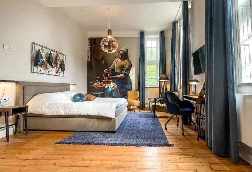 اتاق لوکس, B&b Kasteel Wolfrath