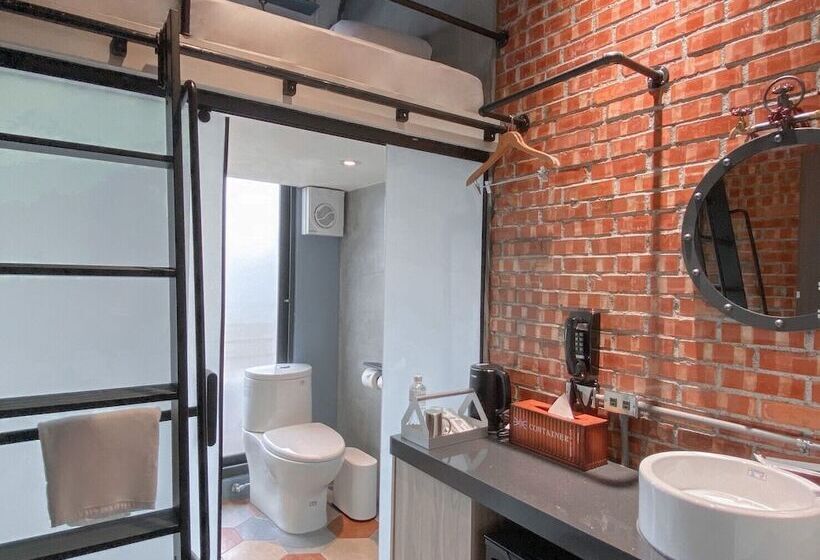 اتاق استاندارد یک نفره, Leisure Chiayi