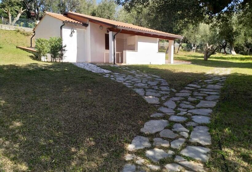 بنگله خانوادگی, Villaggio Residence Villamarina