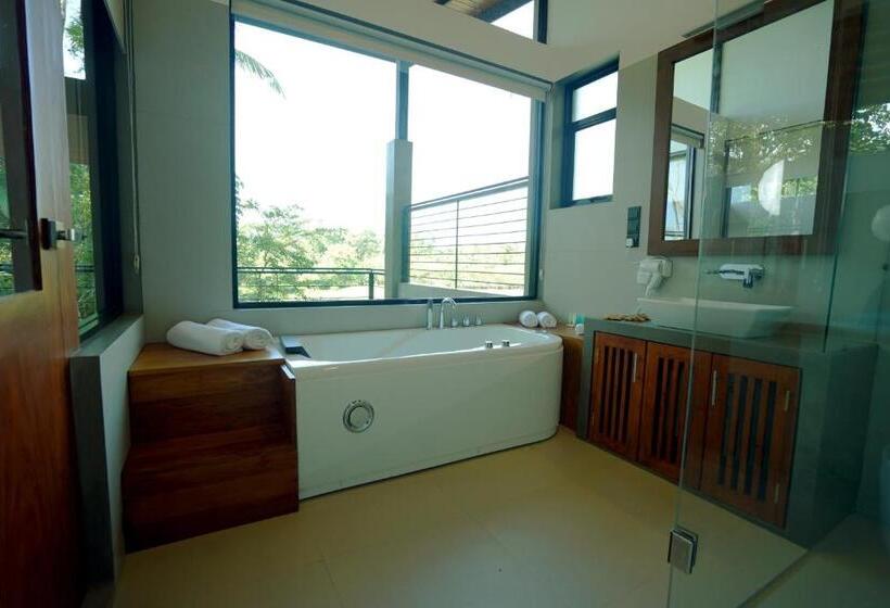Люкс Кровать Кинг, Sakuna Arana Resort