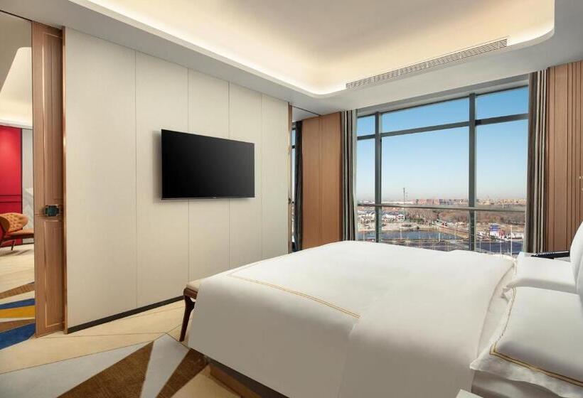 سوییت لوکس, La Quinta By Wyndham Weifang South