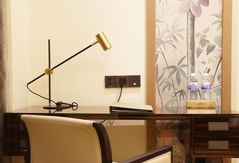 Номер Executive Вид на Сад, La Quinta By Wyndham Weifang South