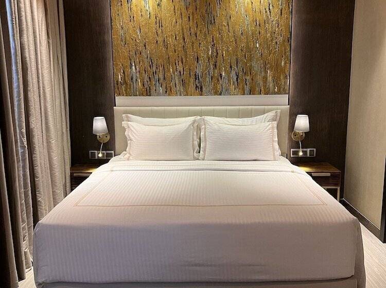 Quarto Deluxe, Zest Metropole